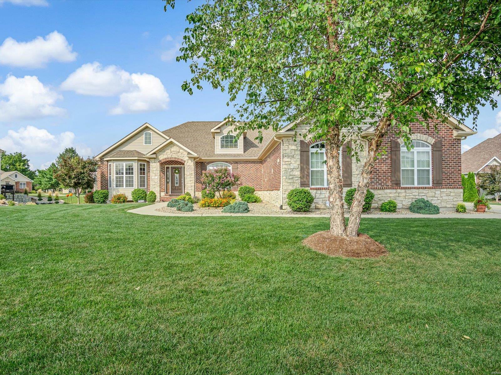 Property Photo:  3414 Castle Pines Court  IL 62226 