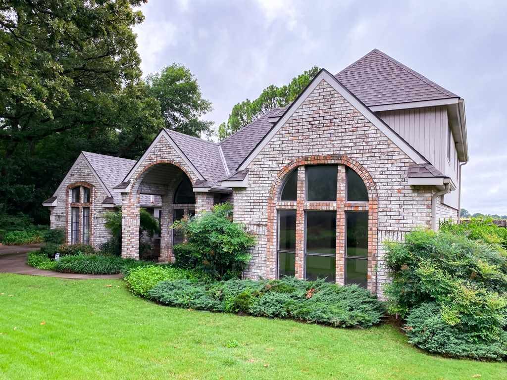 Property Photo:  1 Fawn Lane  OK 74604 