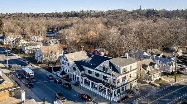 Property Photo:  17 Main Street 3  MA 01983 