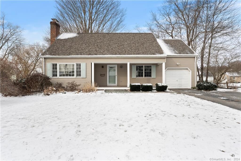 Property Photo:  7 South View Terrace  CT 06475 