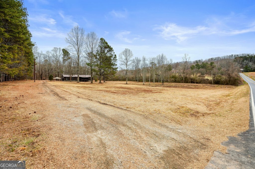 Property Photo:  2530 Mountain Road  GA 30040 