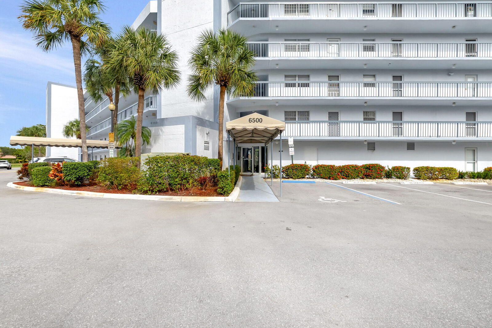 Property Photo: 6500 NW 2nd Avenue 315 FL 33487