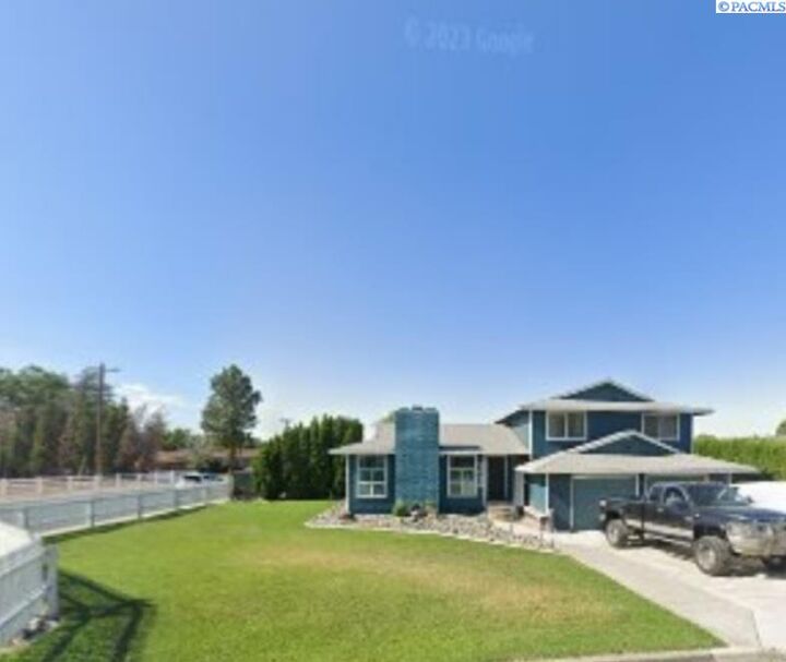 2020 W 24th  Kennewick WA 99337 photo