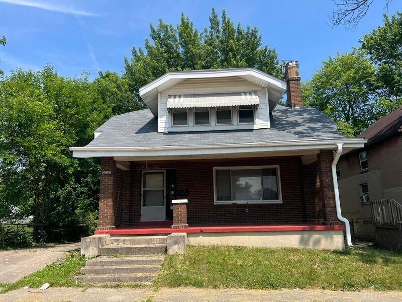 Property Photo: 2550 N Gettysburg Avenue OH 45406