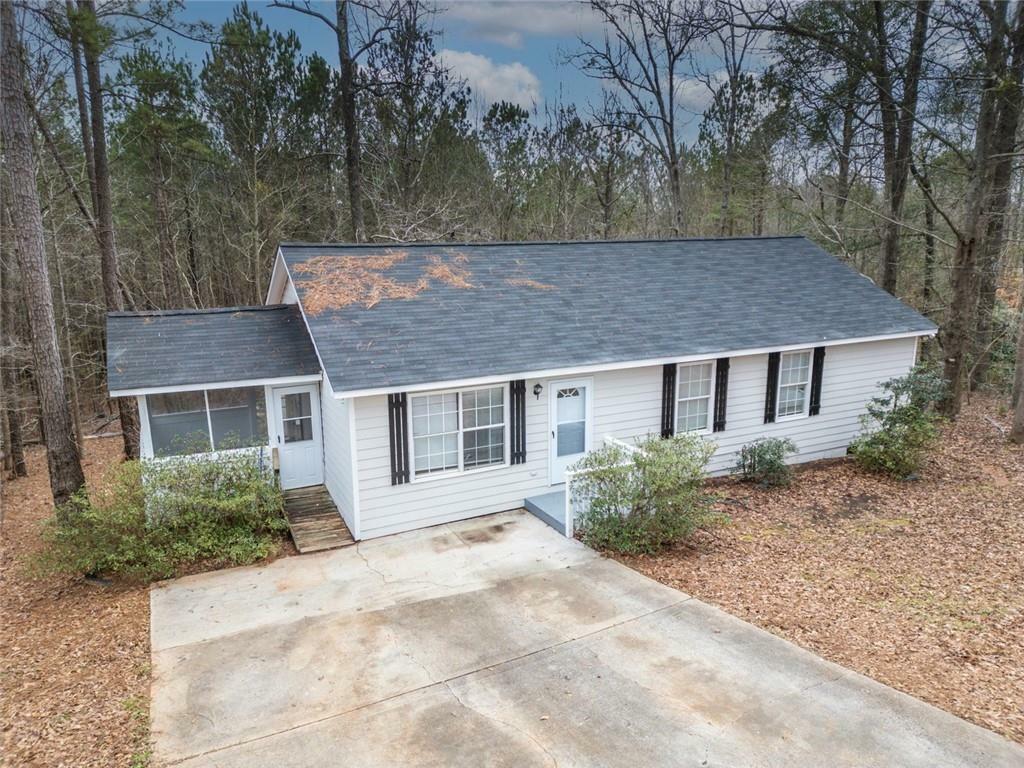 Property Photo:  697 Rocky Point Road  GA 30014 