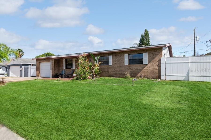 Property Photo: 5345 Sharlene Drive FL 32780