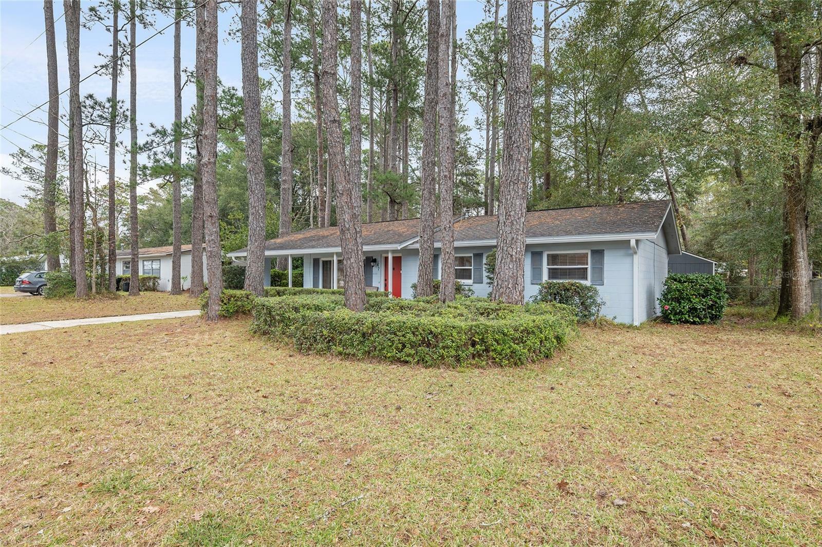 Property Photo:  4333 NW 31st Terrace  FL 32605 