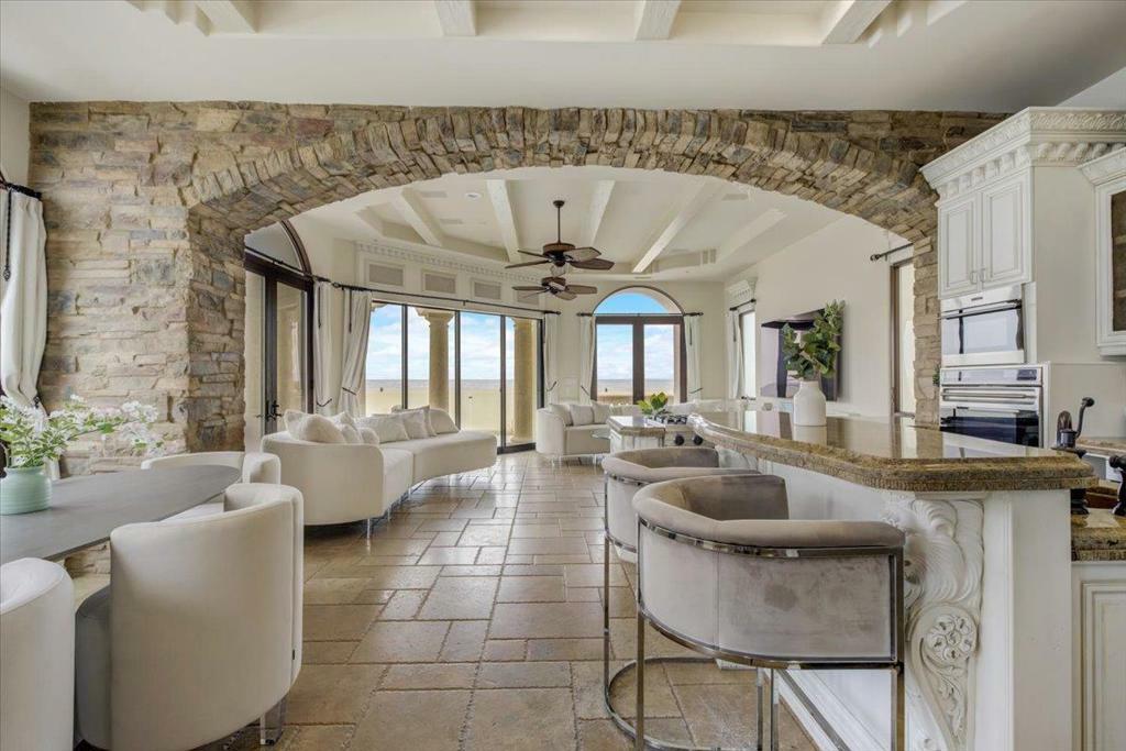 Property Photo: 100 The Strand CA 90254