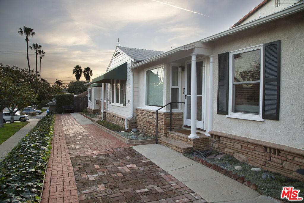 Property Photo:  1419 Idaho Avenue  CA 90403 