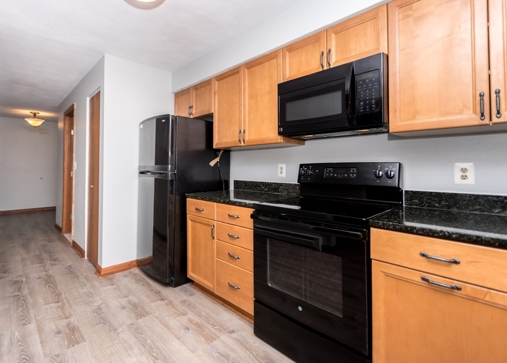 Property Photo: 186 Charles Street 4 MA 02453