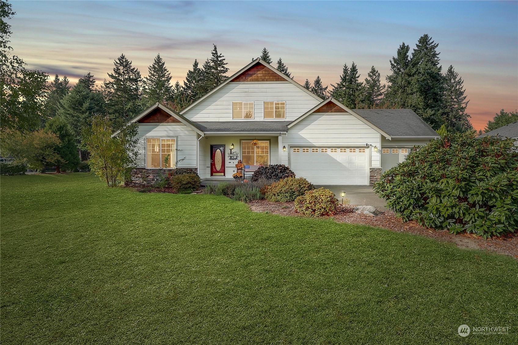 Property Photo:  8145 Countrywood Drive SE  WA 98501 