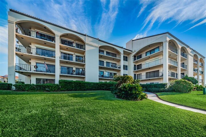101 Mariner Drive 101  Tarpon Springs FL 34689 photo