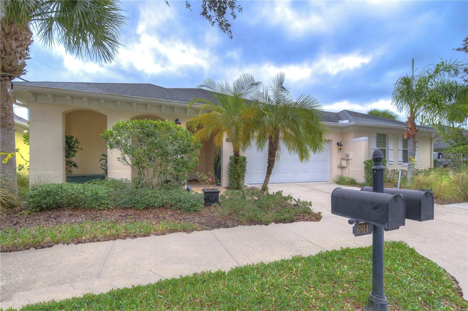 Property Photo: 6814 Muncaster Court FL 33625