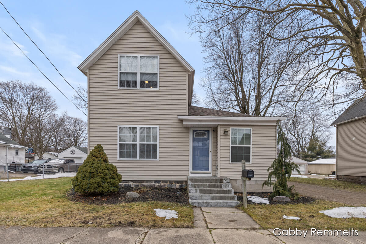 Property Photo: 75 Nash St. MI 49345