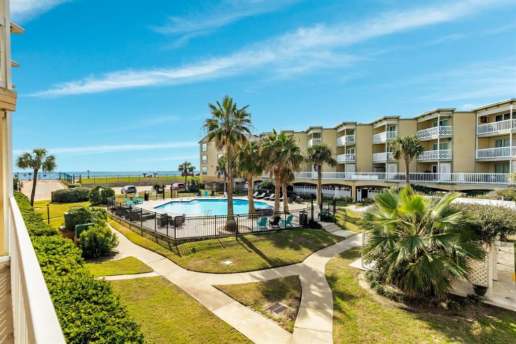 Property Photo: 6300 Seawall Boulevard 6110 TX 77551
