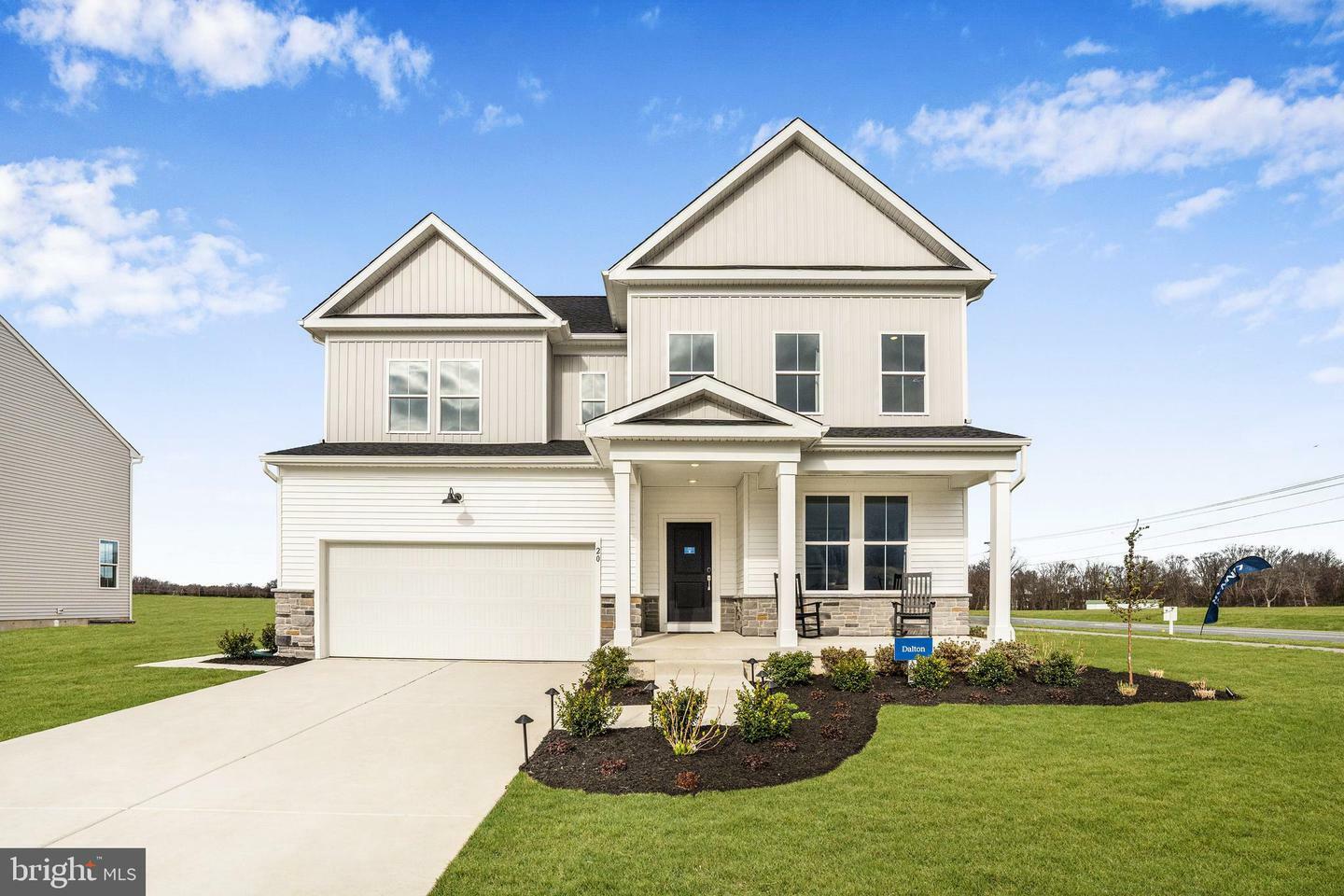 Property Photo: 33 Jerry Lee DE 19904