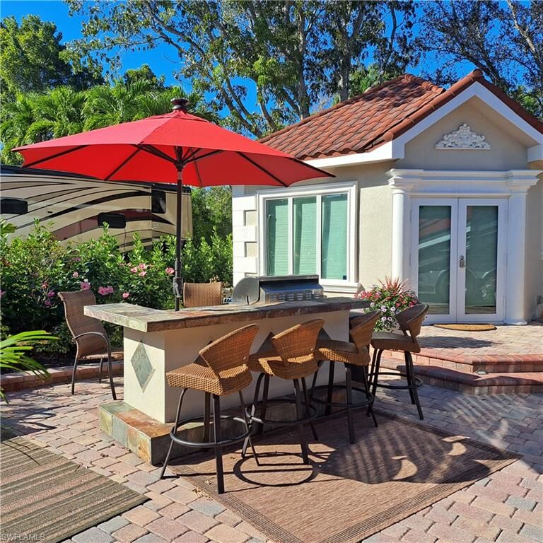 Property Photo:  4790 Southern Breeze Dr  FL 34114 