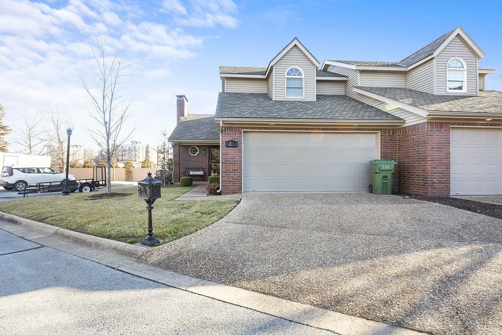 Property Photo:  23 W La Quinta Court  AR 72758 