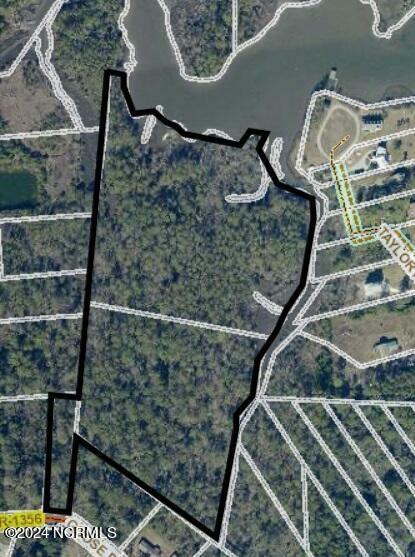 Property Photo:  165 Goose Pond Road  NC 28553 