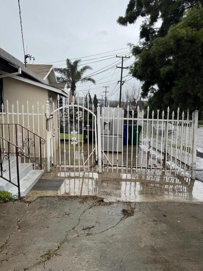 Property Photo:  1453 74th Avenue  CA 94621 
