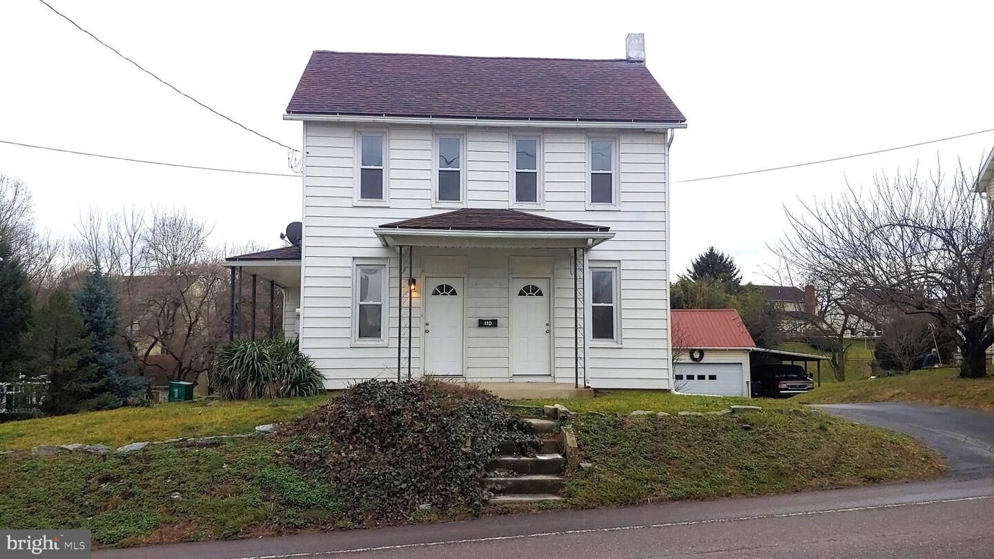 Property Photo:  110 S State Street  PA 17508 