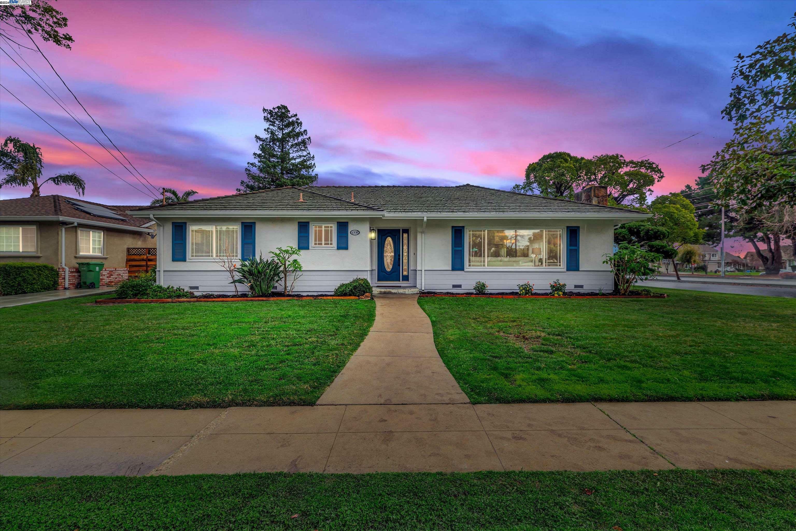 Property Photo:  4998 Sterling Dr  CA 94536 