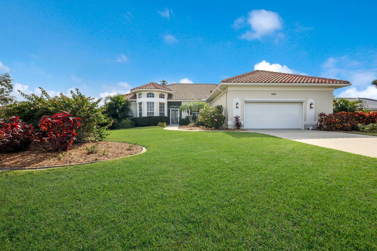 Property Photo:  4658 Arlington Drive  FL 33946 