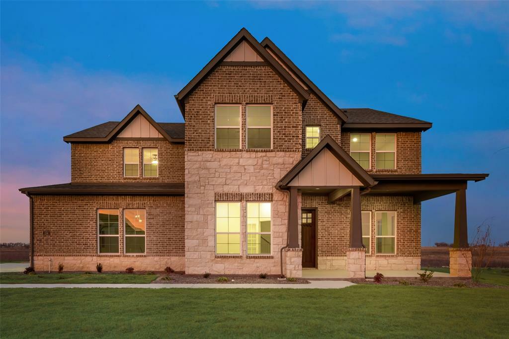 Property Photo: 134 Clearwater Court TX 76078