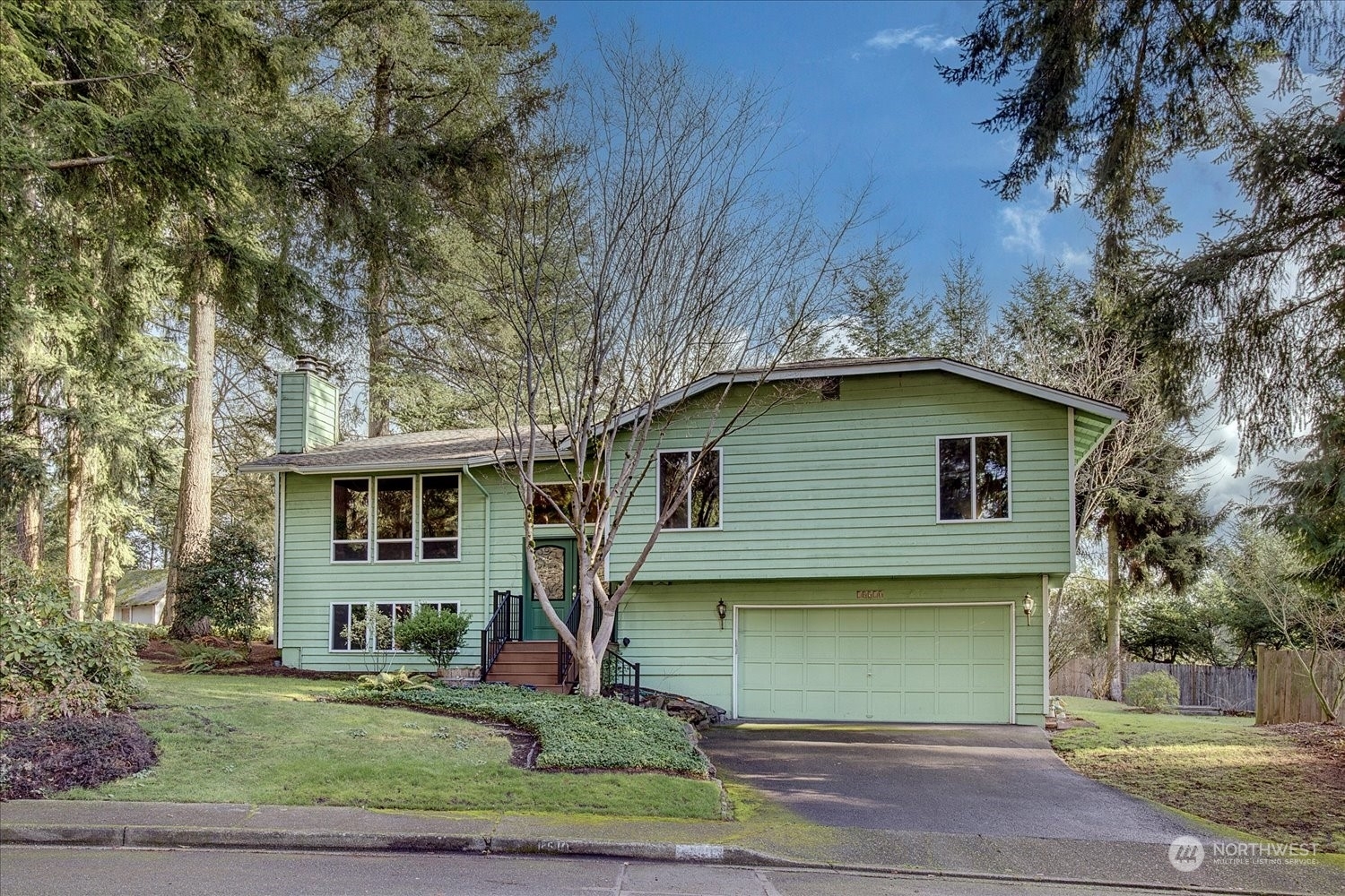 Property Photo:  18510 129th Lane NE  WA 98011 