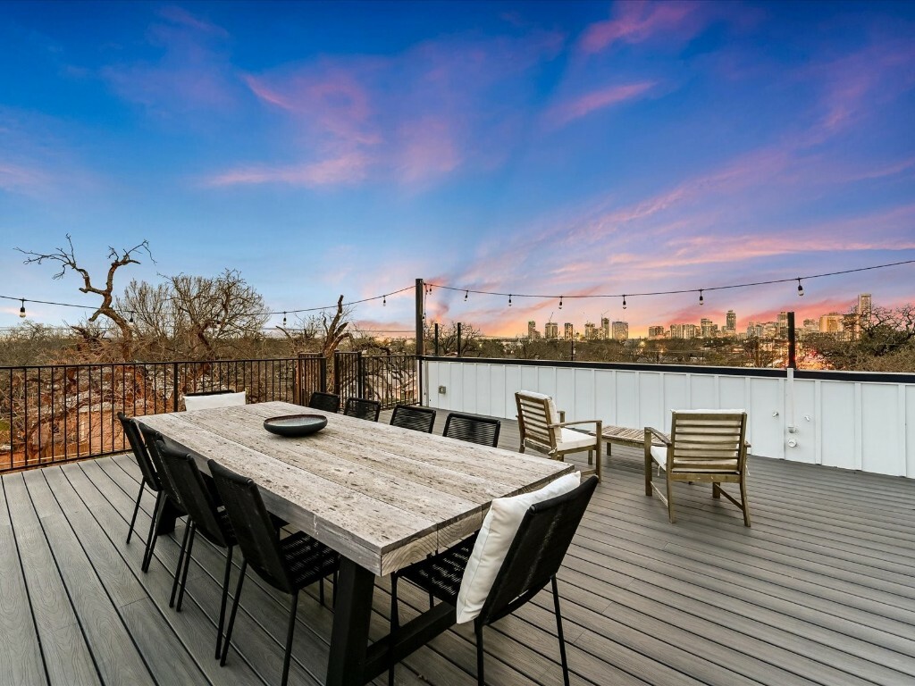 Property Photo:  2202 E 12th Street A  TX 78702 