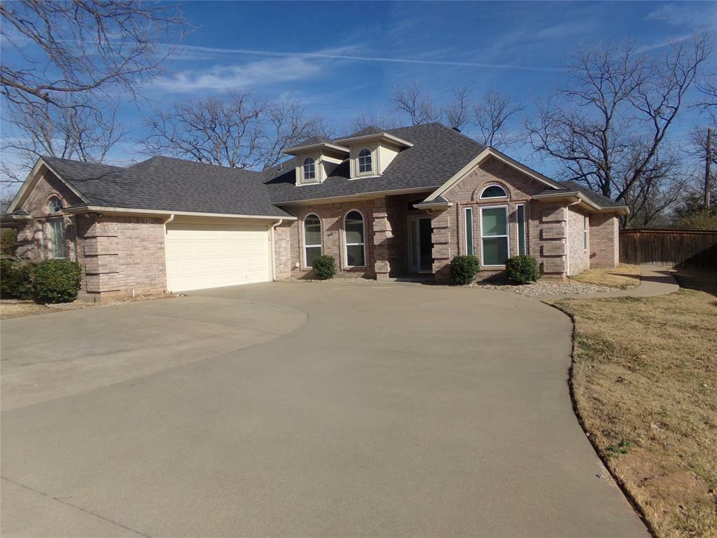 Property Photo:  9001 Pleasant Hill Drive  TX 76049 