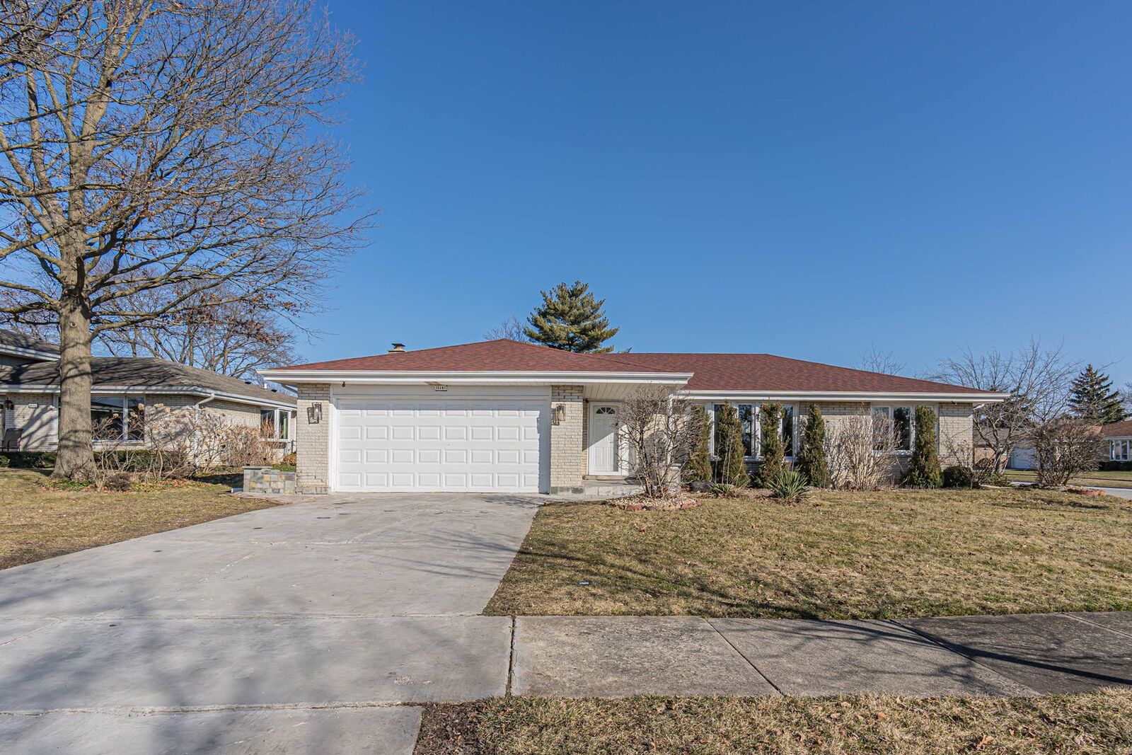 Property Photo: 15147 Lilac Court IL 60462