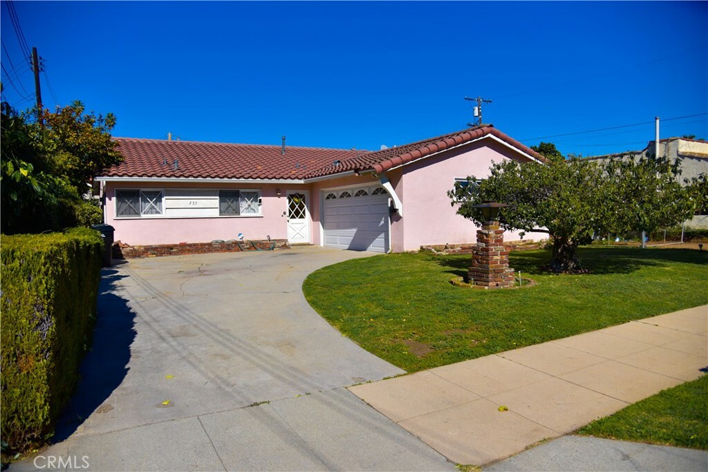 Property Photo:  223 W Garcelon Avenue  CA 91754 