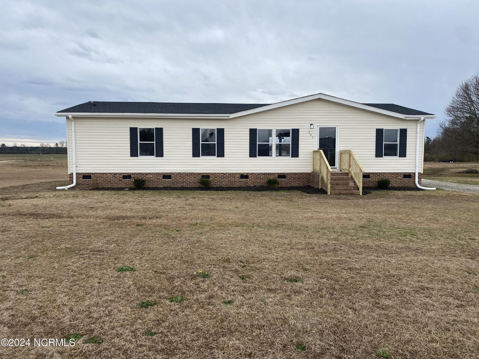 Property Photo: 225 Pinto Drive NC 28360