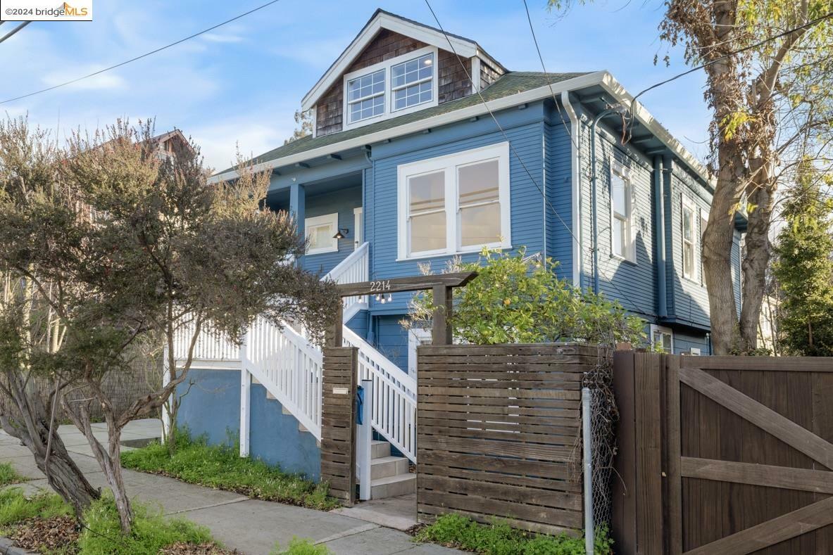 Property Photo:  2214 Russell St  CA 94705 