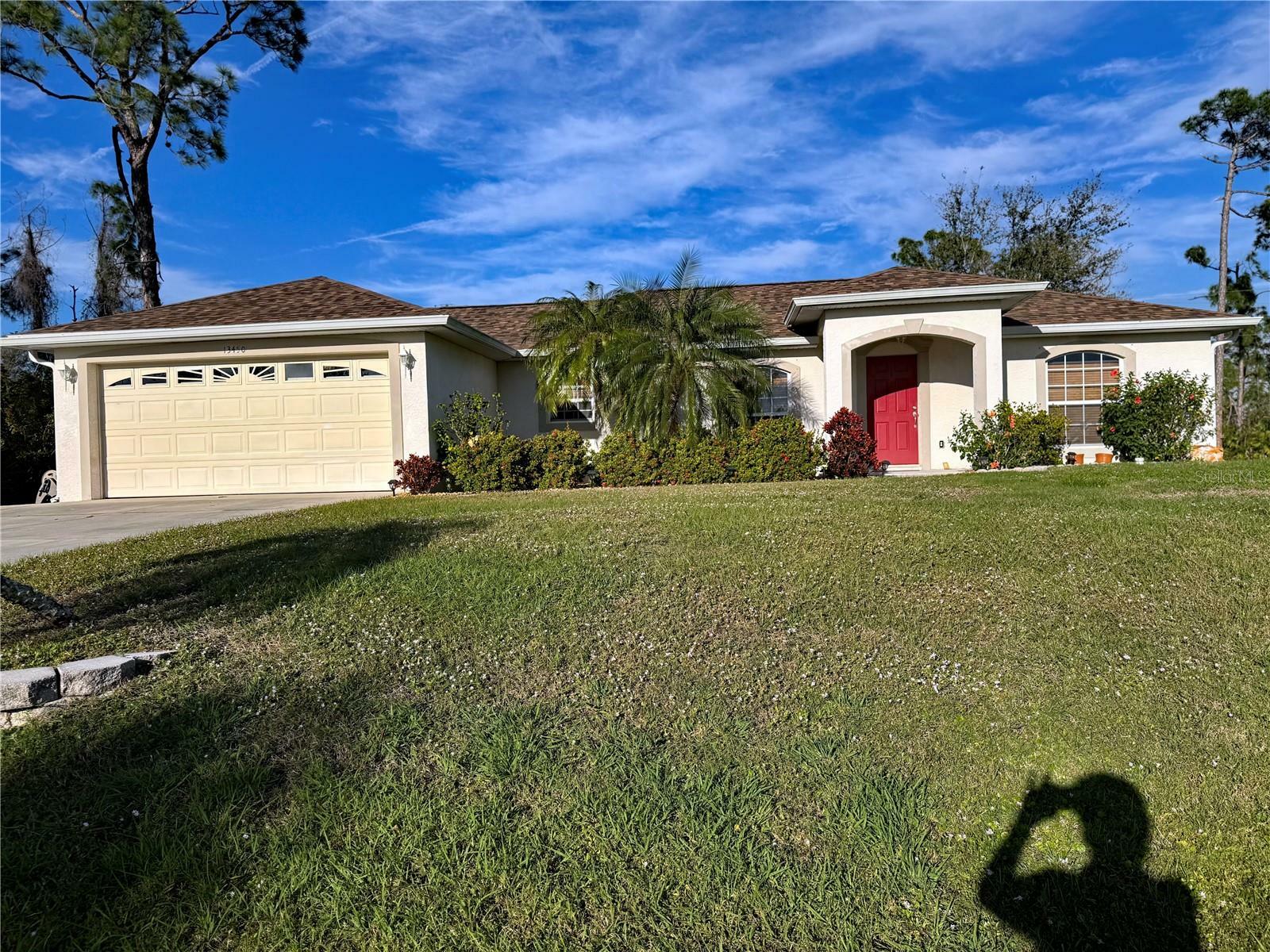 Property Photo:  13450 Hopewell Avenue  FL 33981 