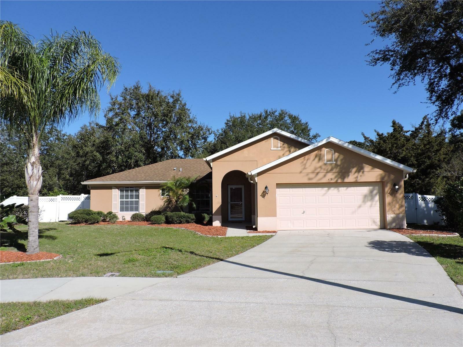 Property Photo:  413 Coventry Estates Boulevard  FL 32725 