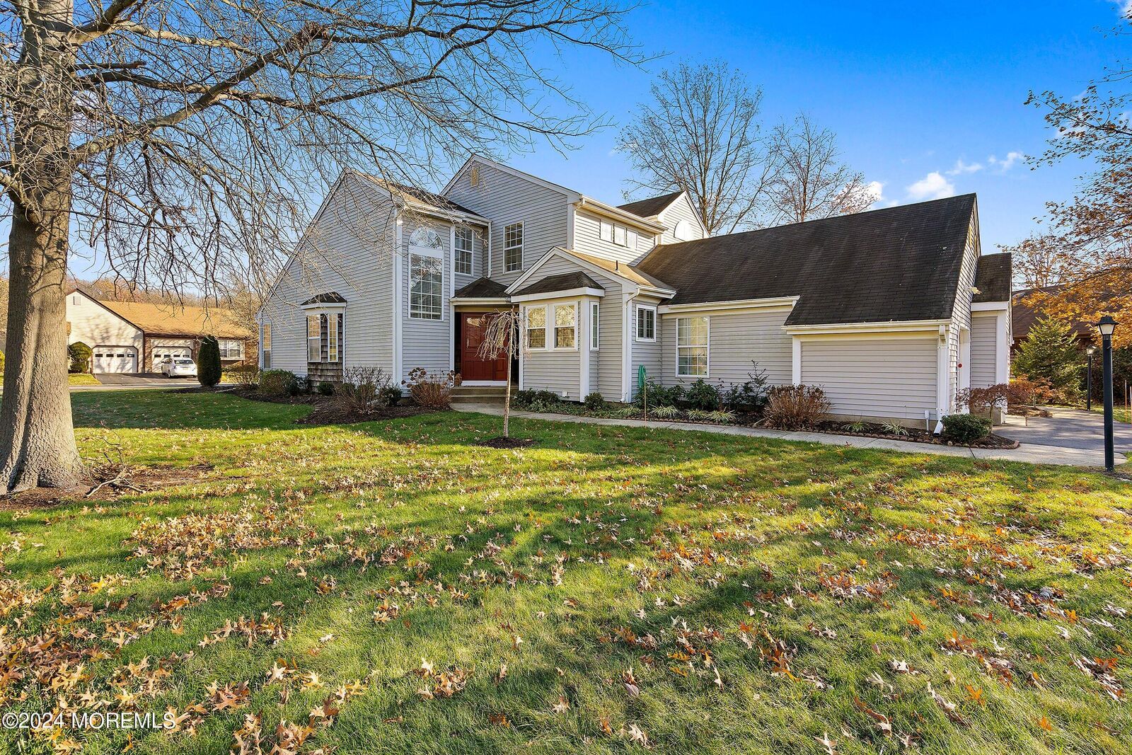 Property Photo:  5B Barton Court  NJ 08831 