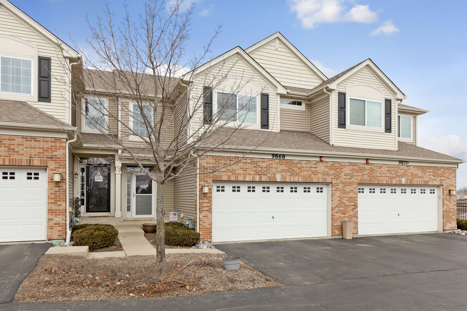 Property Photo:  9868 Williams Drive  IL 60142 