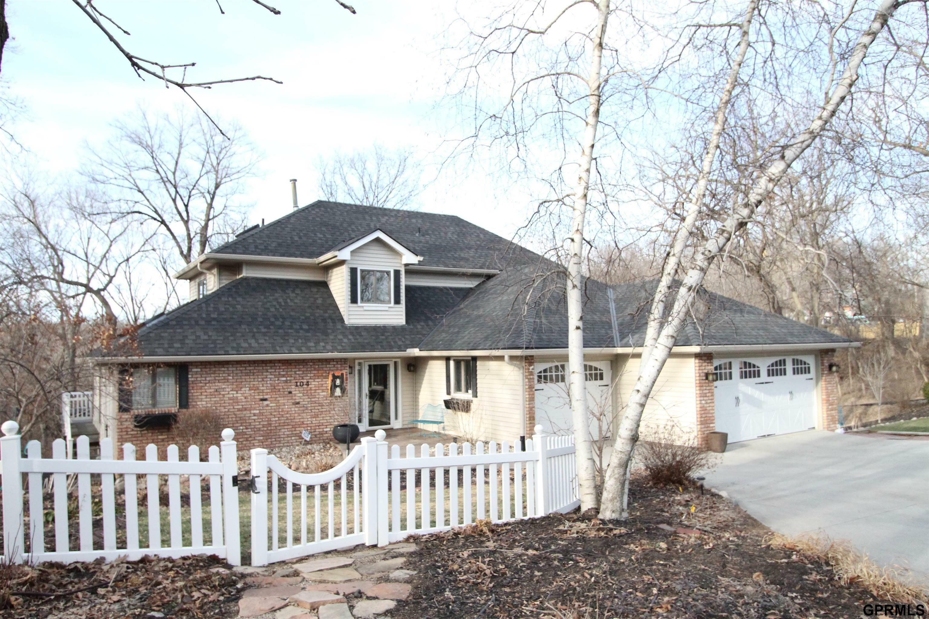 Property Photo:  104 Olde Hickory Road  NE 68005 