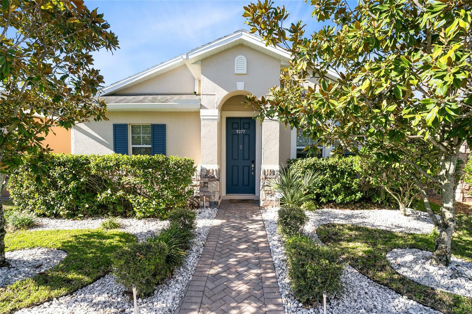 Property Photo:  5277 Northlawn Way  FL 32811 