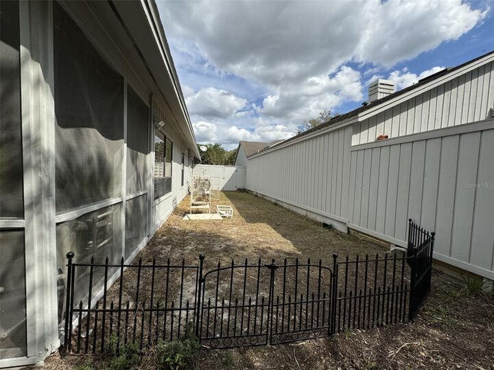 Property Photo:  2616 Bent Hickory Circle  FL 32779 