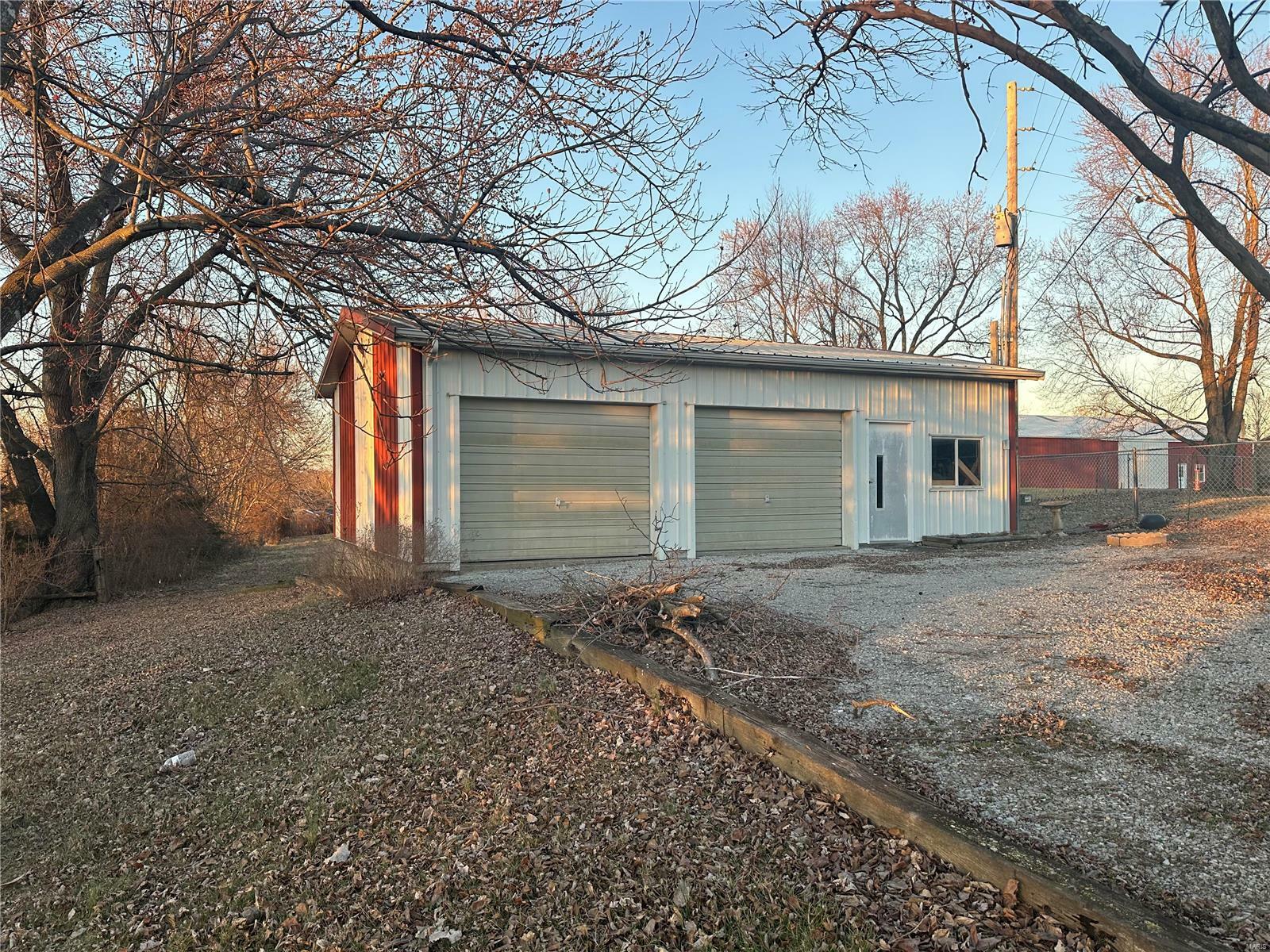 Property Photo:  706 County Road 533  MO 63755 