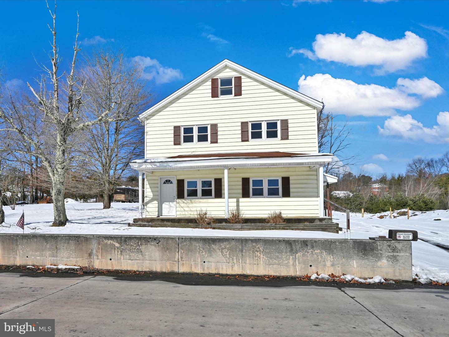 Property Photo:  5 Laudemans Lane  PA 17901 