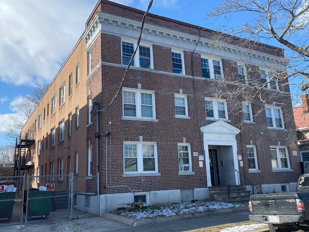 Property Photo: 33 Lincoln St MA 01902