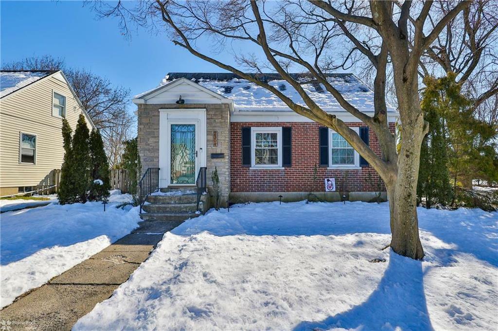 Property Photo:  2304 East Woodlawn Street  PA 18109 