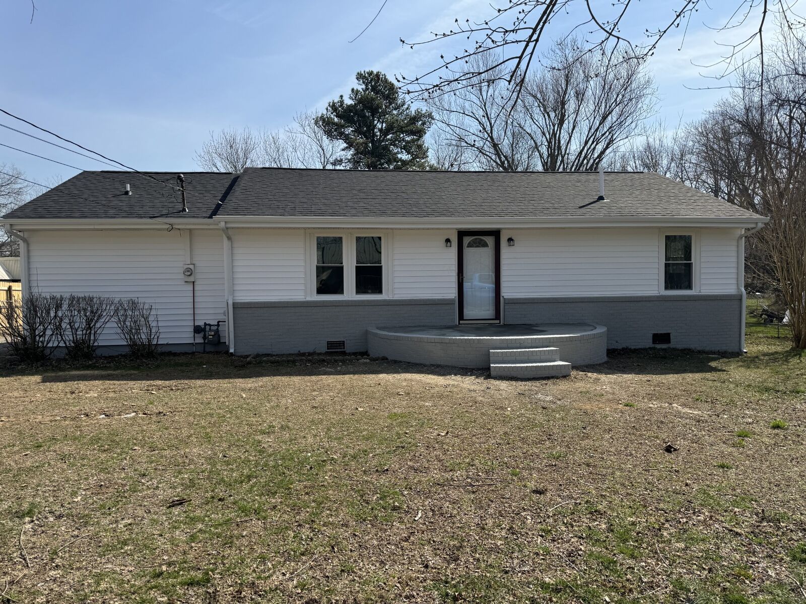 Property Photo: 28 W Point Dr TN 37334