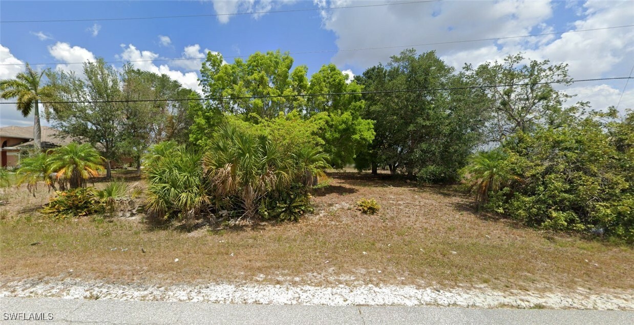 Property Photo:  1627 NW 7th Terrace  FL 33993 