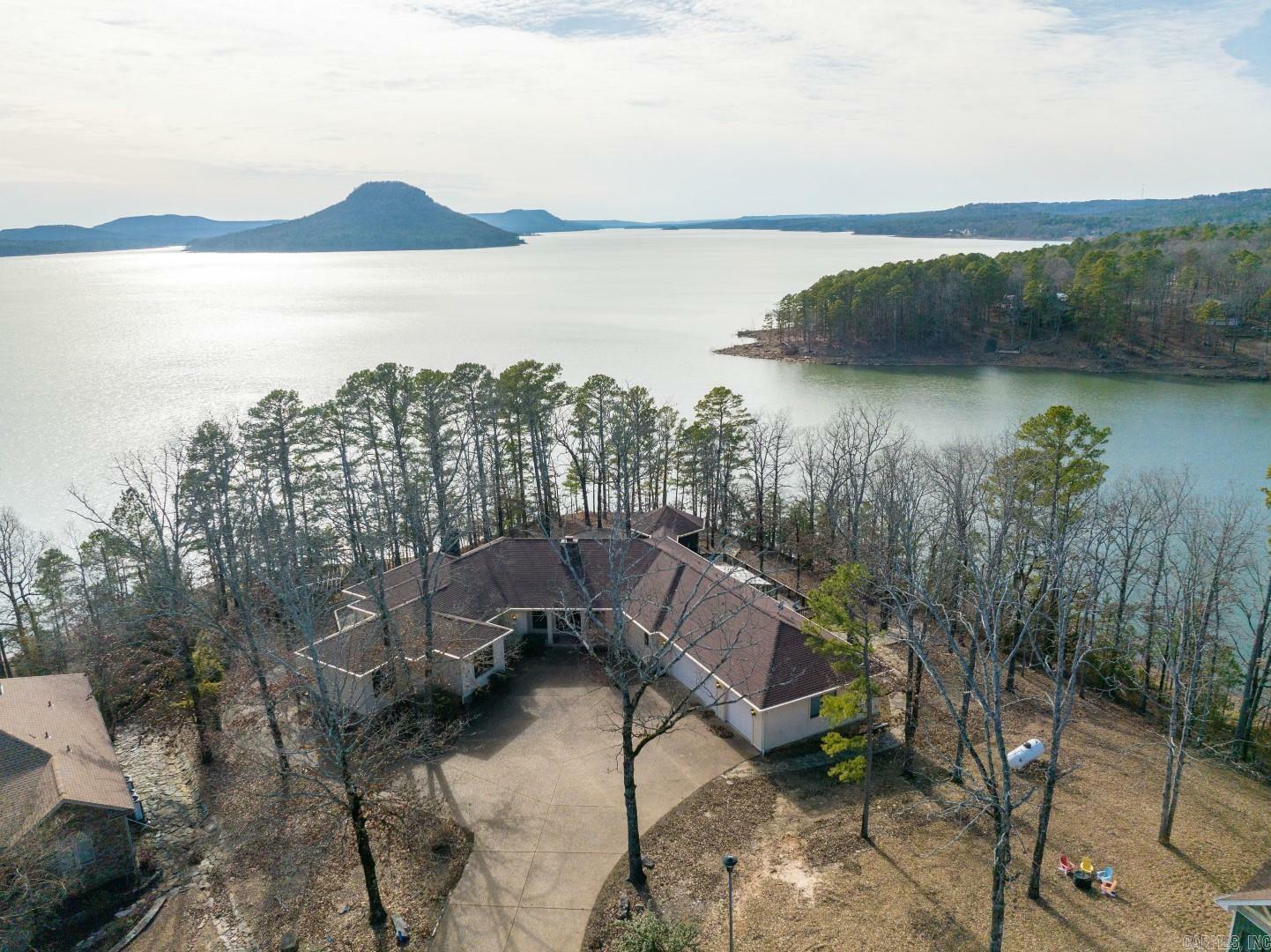 Property Photo: 120 S Lakeshore Drive AR 72088