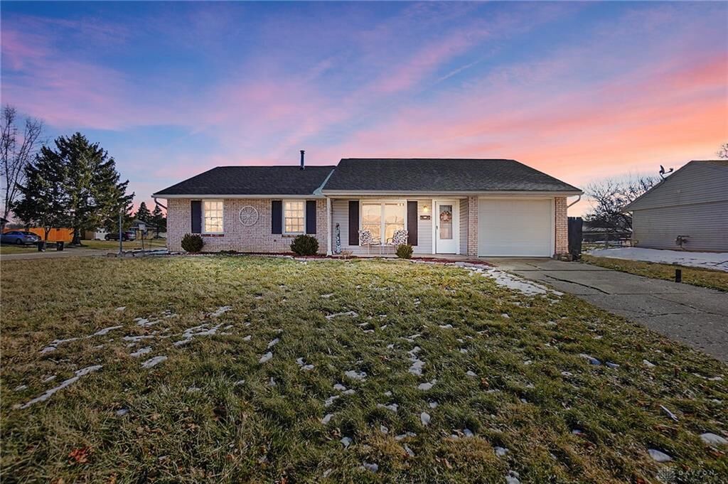 Property Photo:  3324 Vineyard Street  OH 45503 